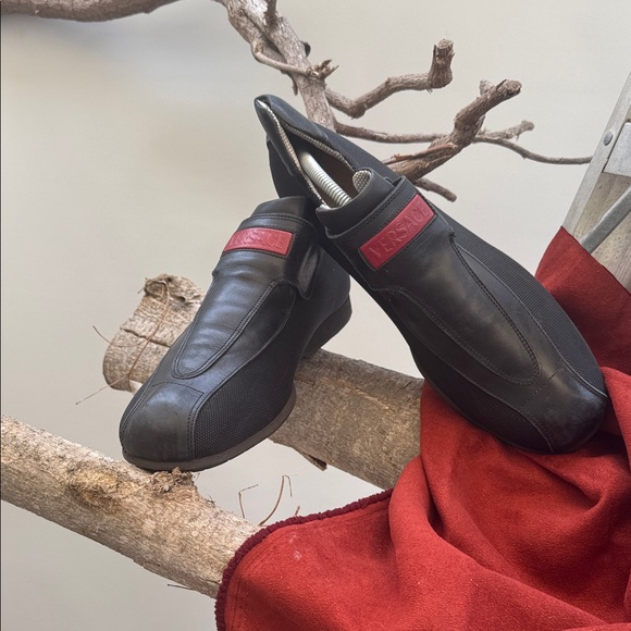 Vintage Versace Black and Red Men's Loafers